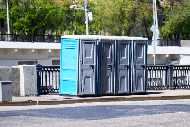 Best Porta potty delivery and setup  in Brookridge, FL